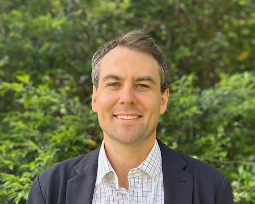 Dr Christopher